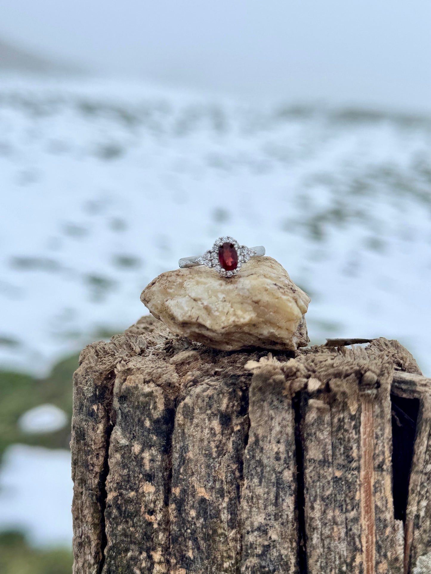 Anello in Granato S925