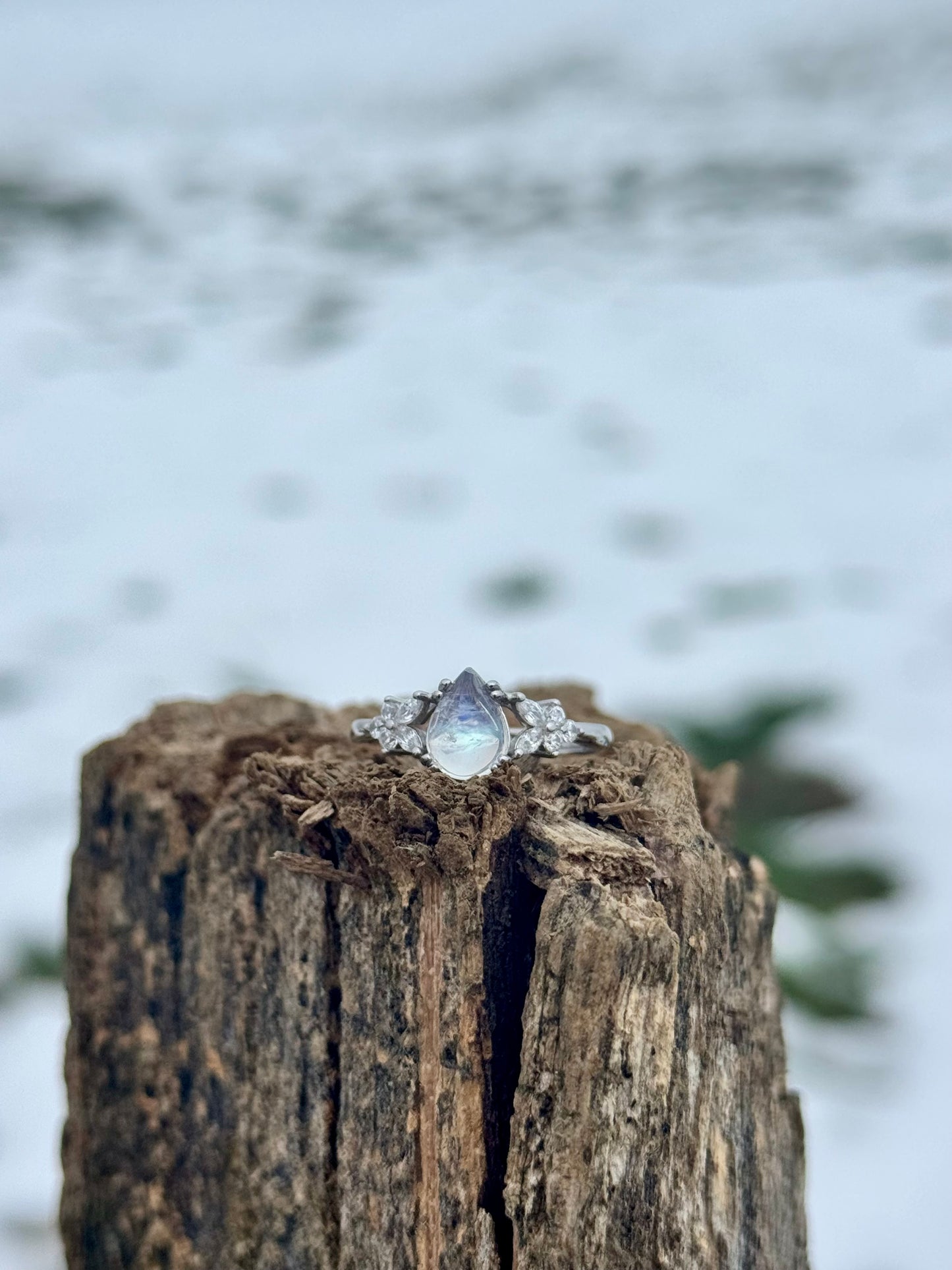 Anello in Pietra di Luna s925