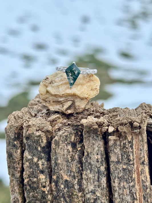 Anello in Agata Muschiata s925