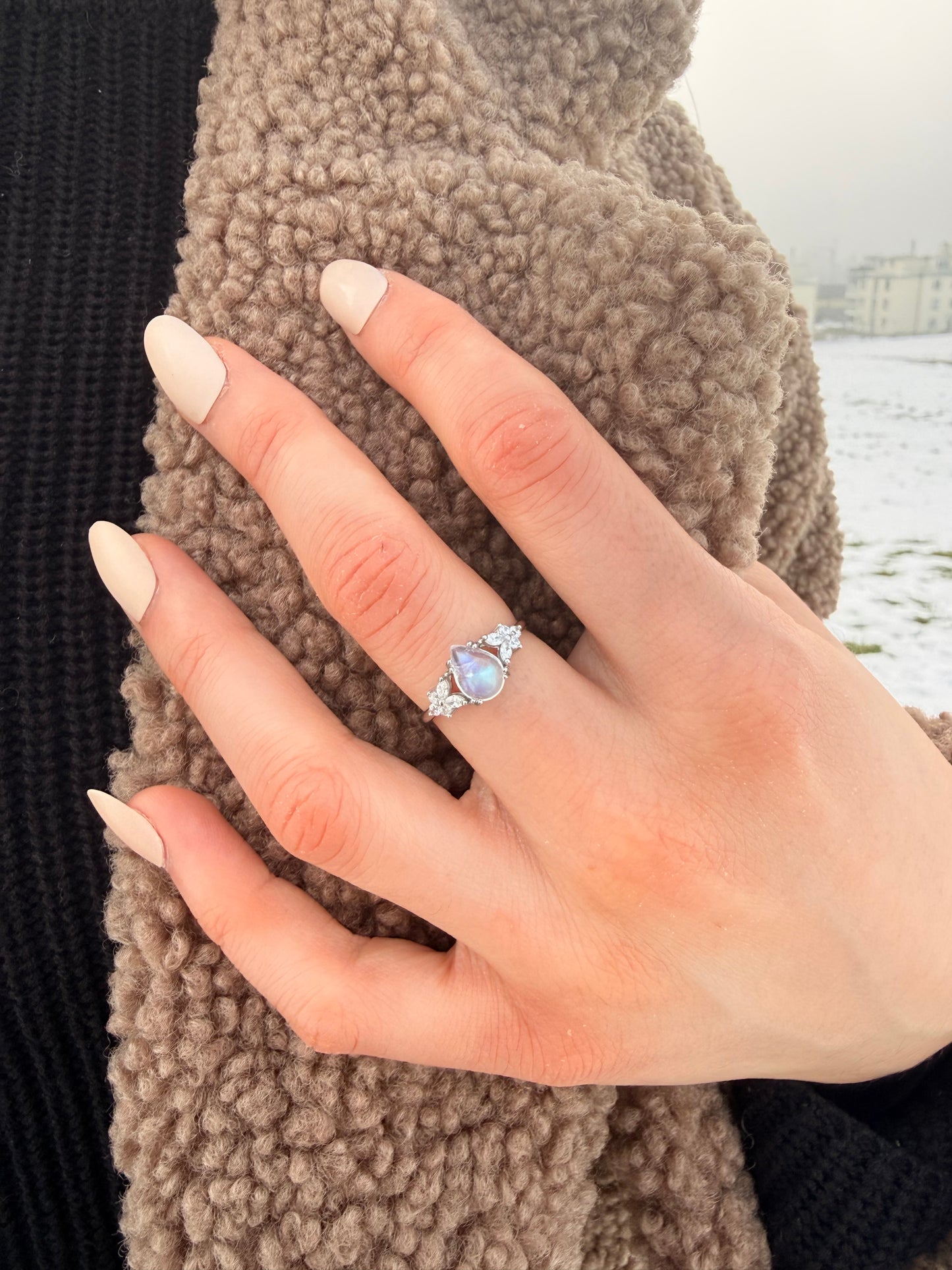 Anello in Pietra di Luna s925