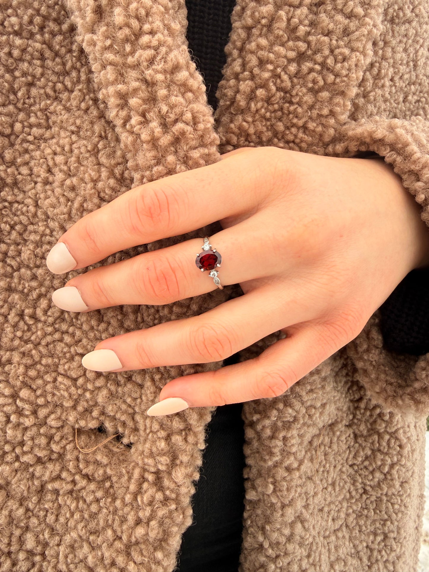 Anello in Granato s925